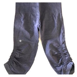 Lululemon crop leggings. Size 8.